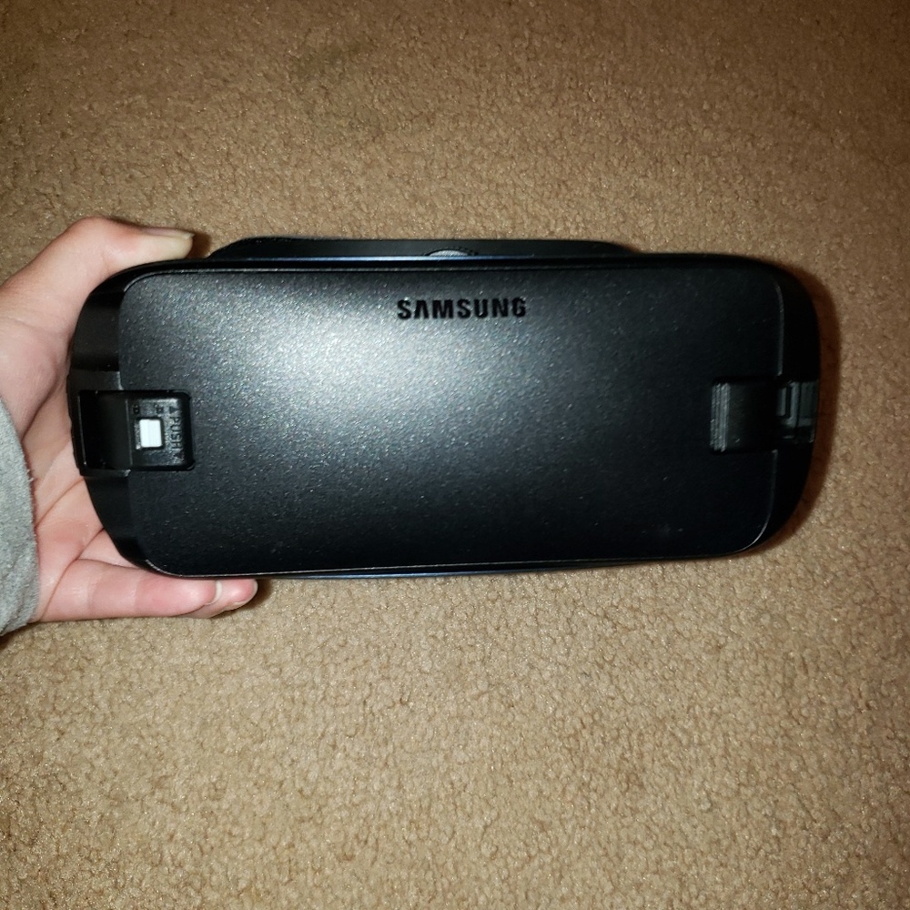 Samsung VR - Picture 2 of 5
